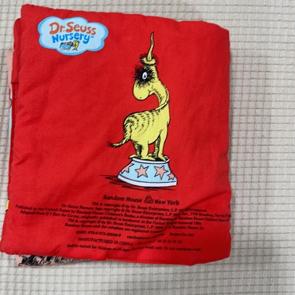 Dr. Seuss's Circus McGurkus 1,2,3! Cloth Book - Picture 4 of 4